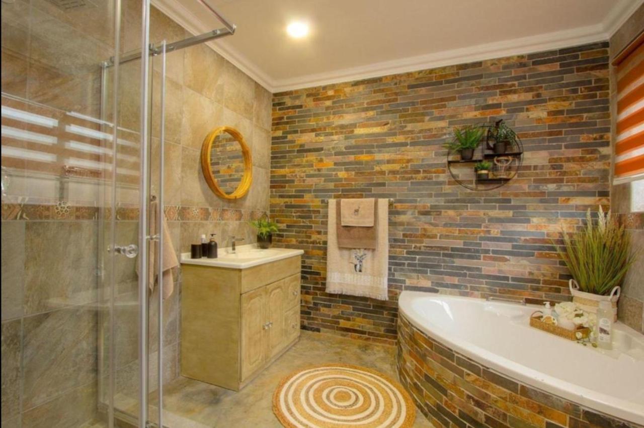 Kaya Kabush Villa มาร์ลอทพาร์ค ภายนอก รูปภาพ